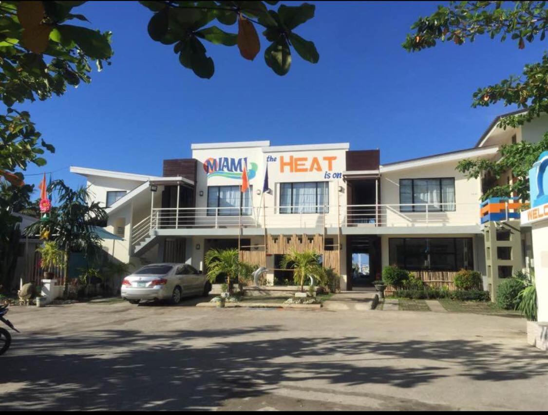 Miami Heat Beach Resort Morong  Exterior photo